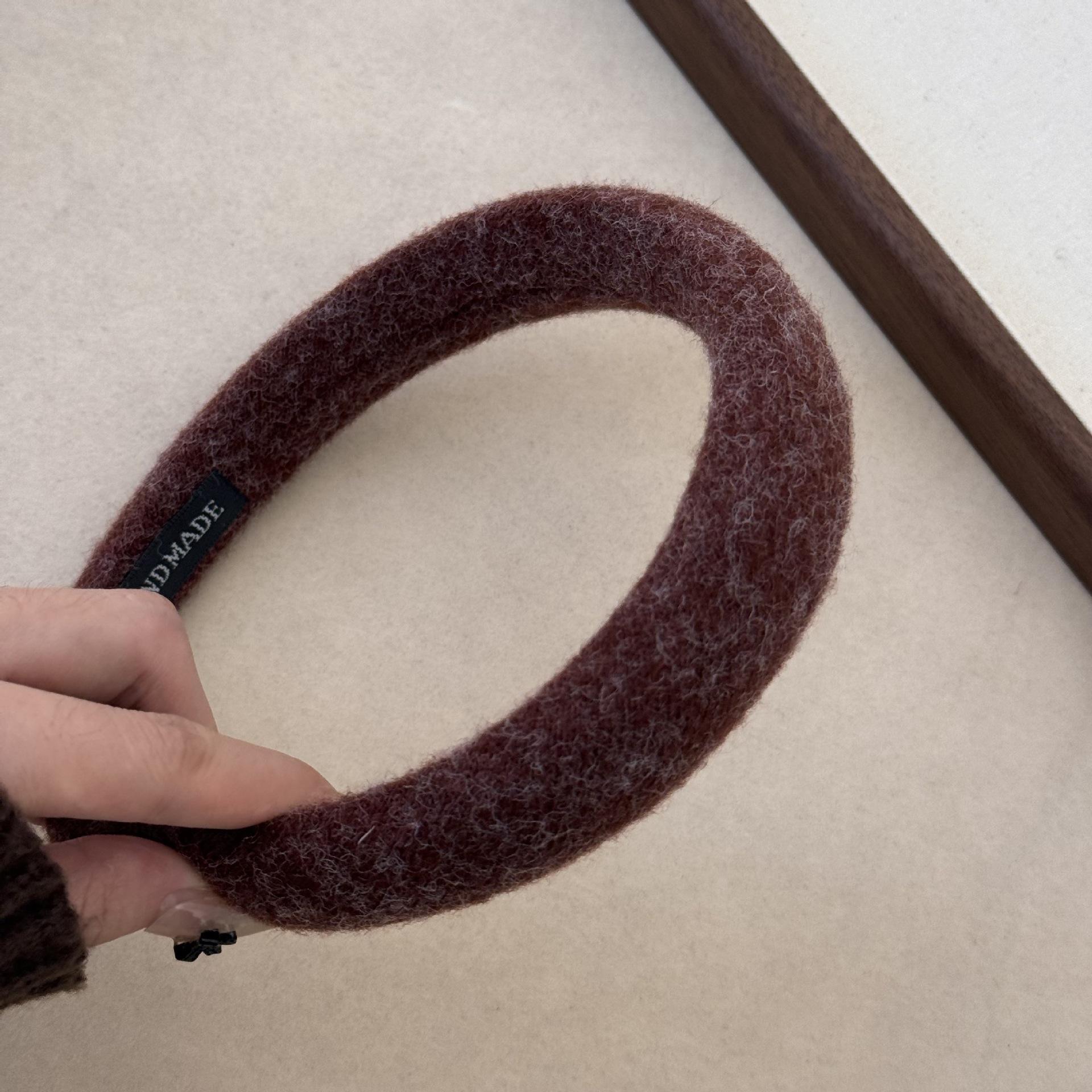 

Корейская плюшевая повязка для волос 2024 года: Осенне-зимний выпуск для девочек