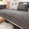 Kanin Tykk plysj Sofatrekk Vinter Varm Sofa Mat Rett Strip Sofa Sliptrekk til stuen Solid Anti-skli Sofa håndkle