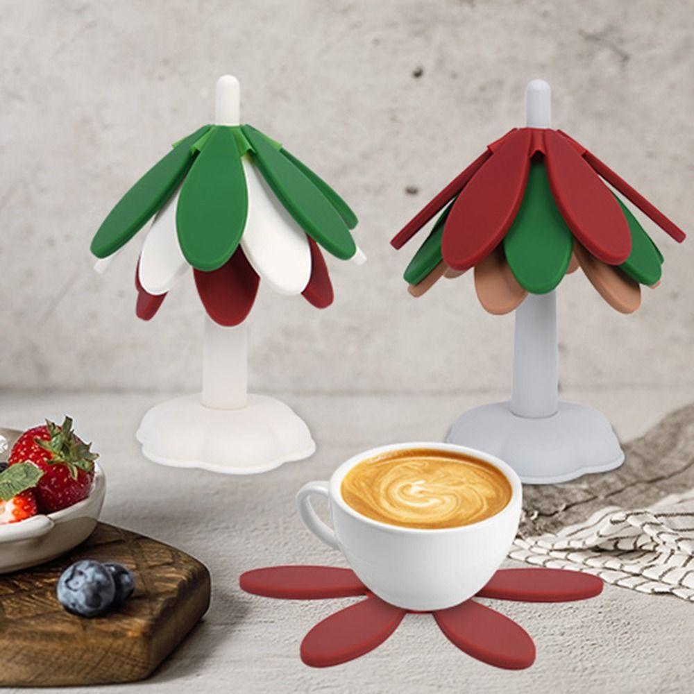 

Heat Resistant Christmas Tree Table Mat Anti Scald Silicone Placemats Home Decor White-Flower Shape Base
