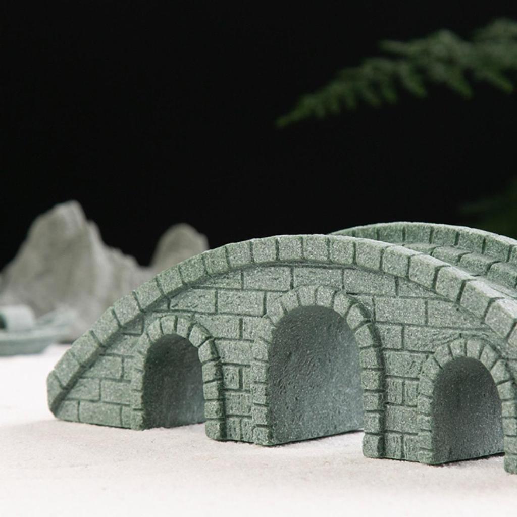 Pebble Bridge Small Boat Ornament: Miniature Water Bonsai Rockery Decoration for Floral Landscapes.