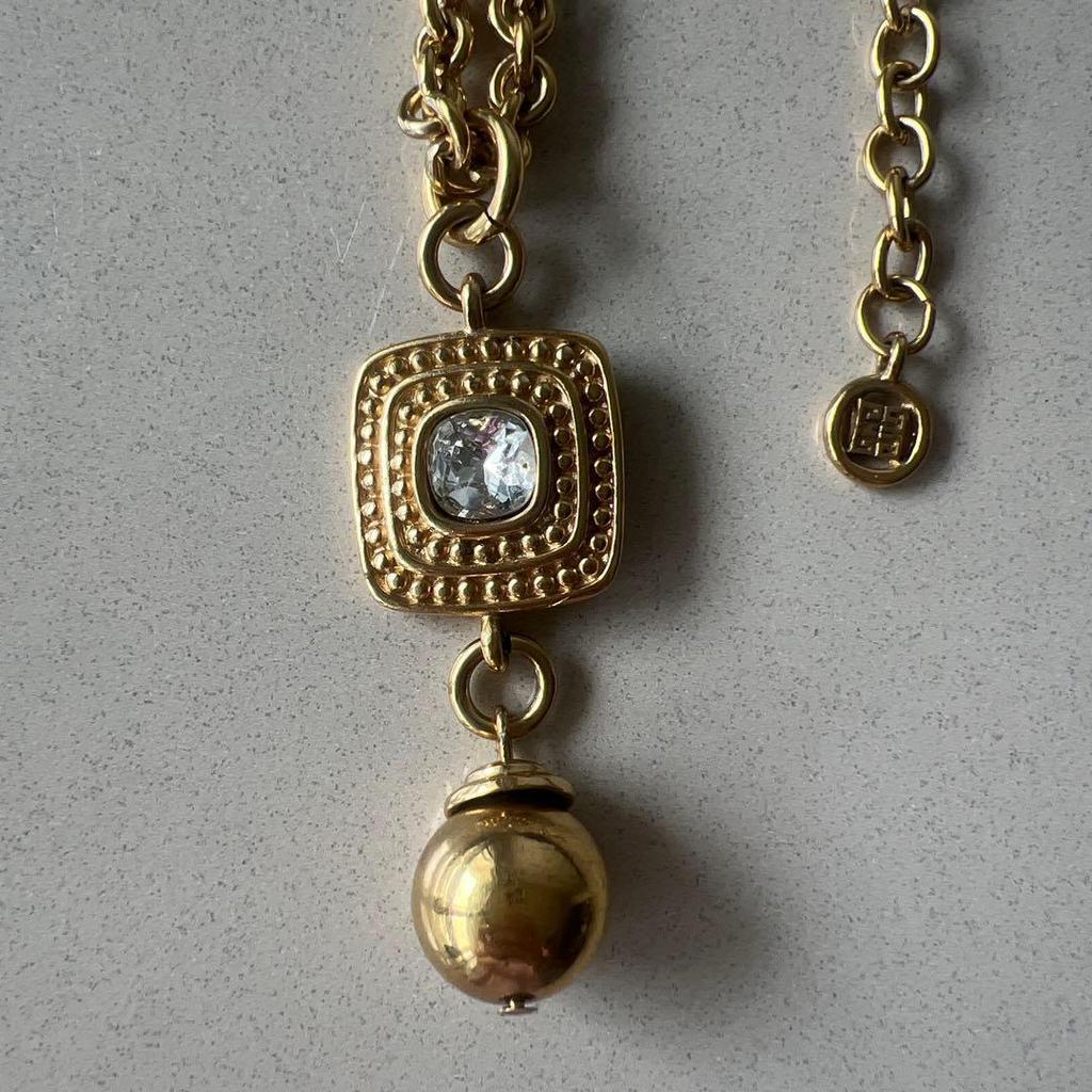 Used Beautiful item  GIVENCHY  Heart necklace  Vintage  Costume jewelry