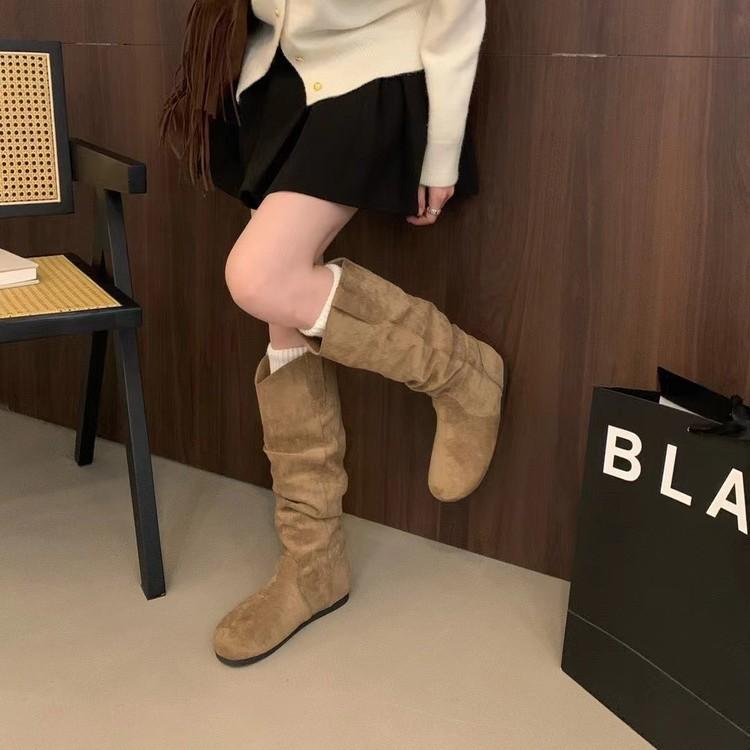 Mushroom glutinous waxy same inner height-increasing suede piling boots boots women's boots 2025 autumn and winter V-mouth thin boots