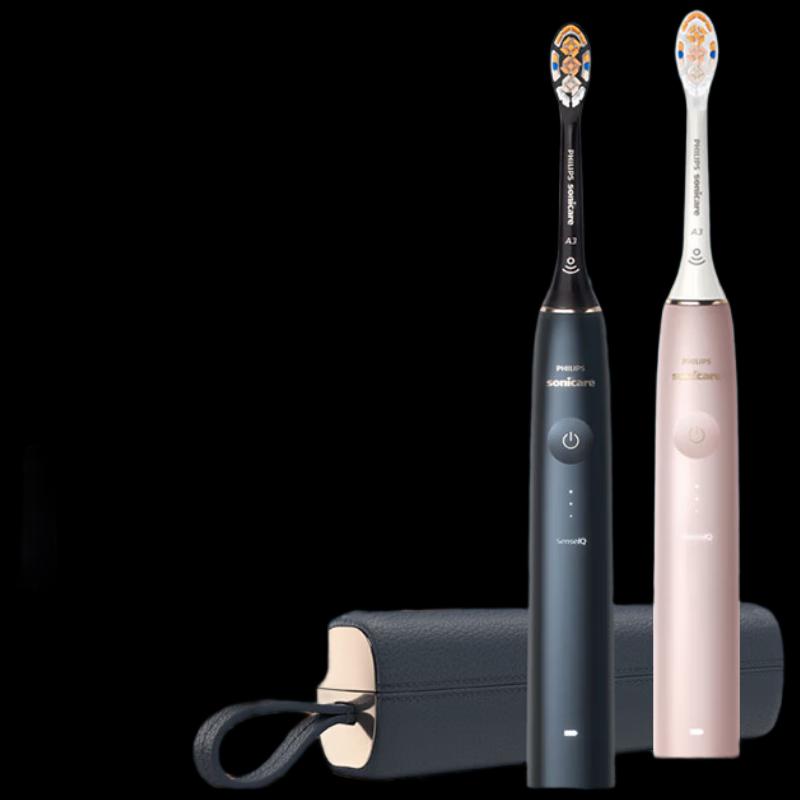 White with DiamondClean Brush Head