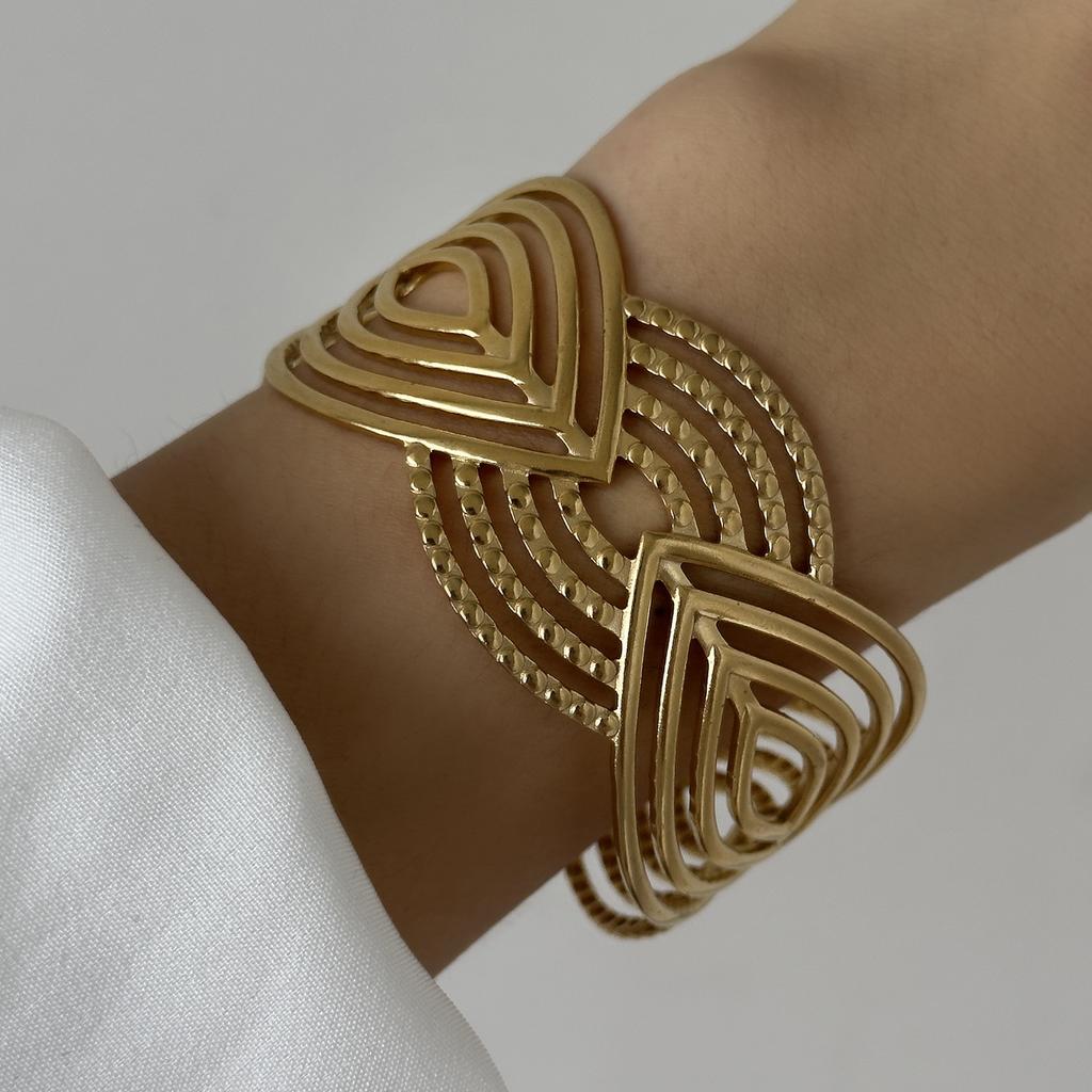 Stainless Steel Wide Bangles for Women Luxury Gold Color Chunky Flower Cuff Bangle Bracelet Femme Vintage Aesthetic Jewelry Gift