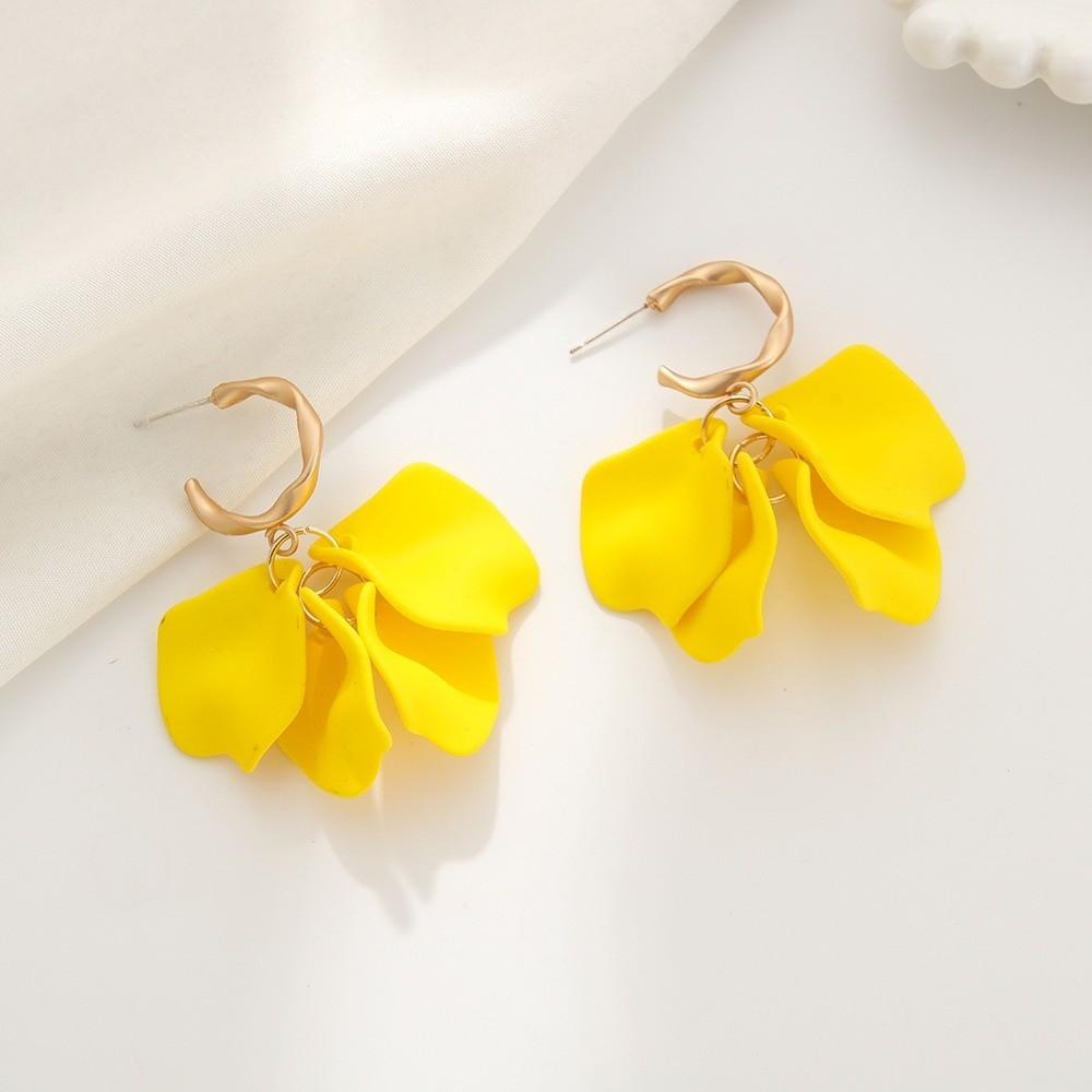 New Flower Petal Leaves Drop Earrings Boho Style Irregular Hook Acrylic Petal Earrings Colorful Tassel Dangle Earrings Jewelry жёлтый