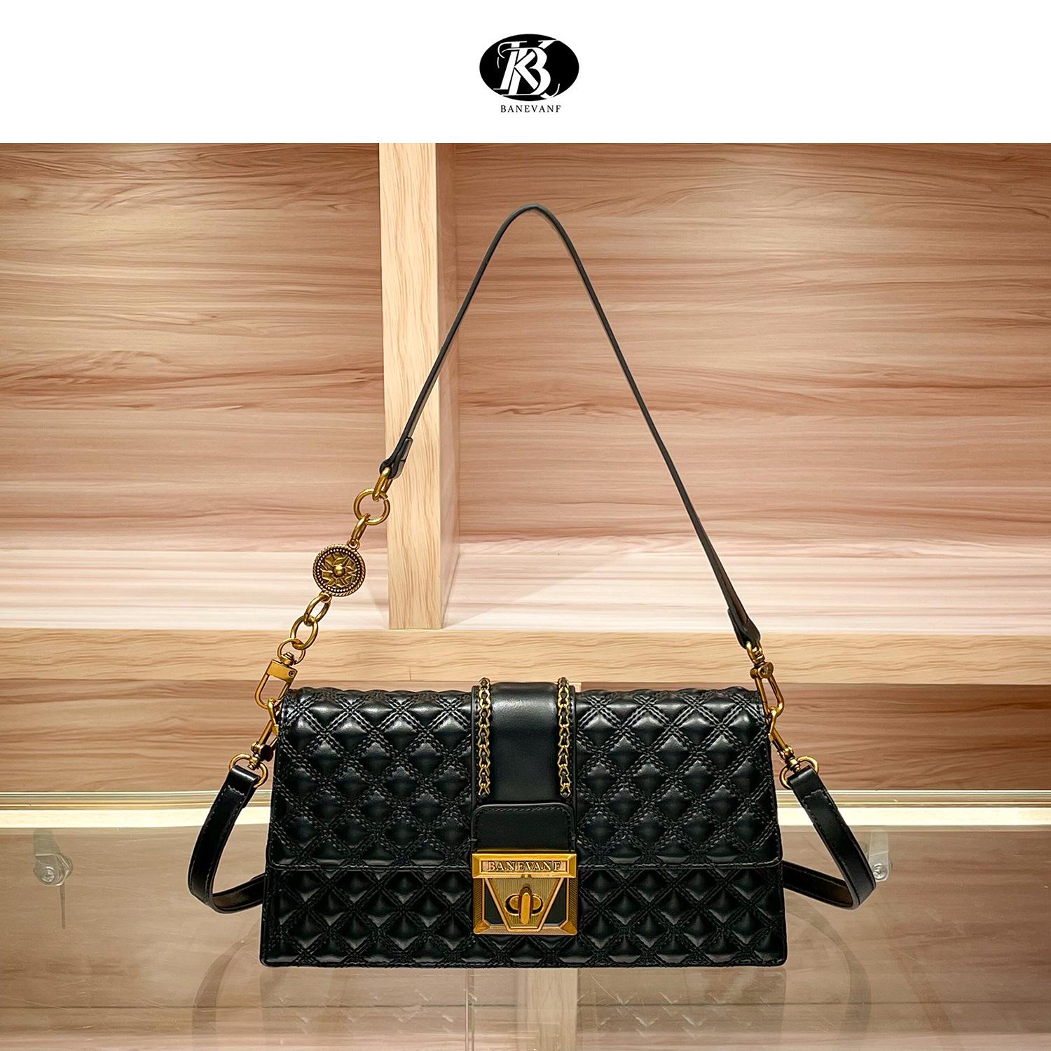 

KB Princess Bonnie Genuine Leather Diamond Pattern Crossbody Bag - Autumn/Winter 2024 чёрный