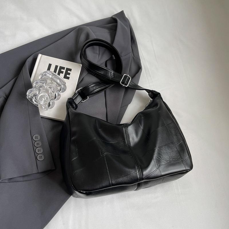 

Большая вместимость стильная ретро-текстура для поездок на работу простая летняя новая однотонная сумка-тоут через плечо