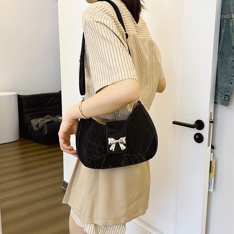 Stylish French Bow Aesthetic Underarm Bag In Black Silver Pink And White For Trendy Commuters