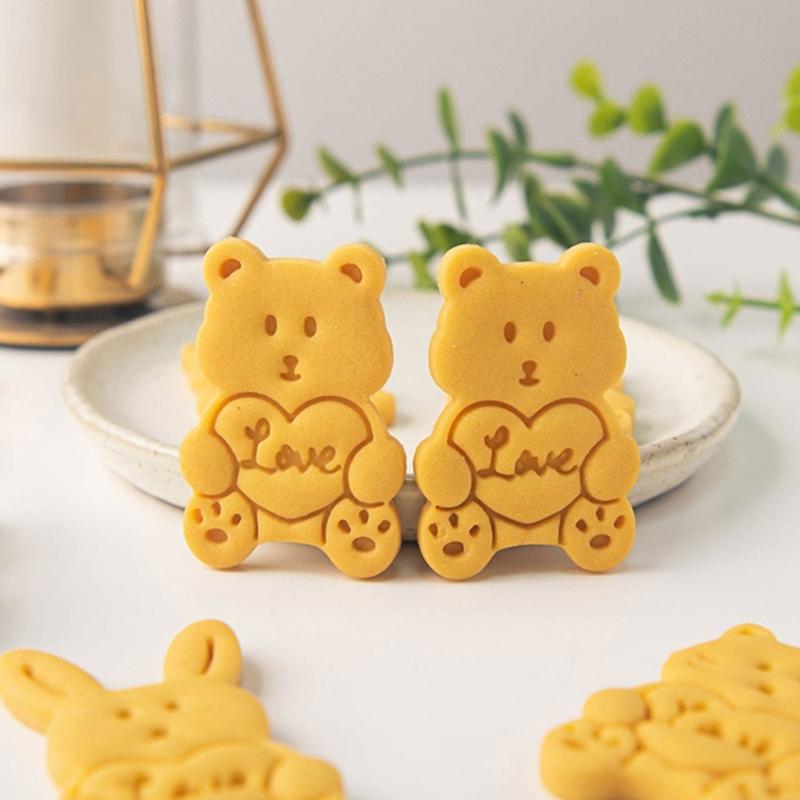 Plastic Cookie Cutters In Cartoon Animal Shape Easy To Clean And Store Perfect For DIY Valentine Treats