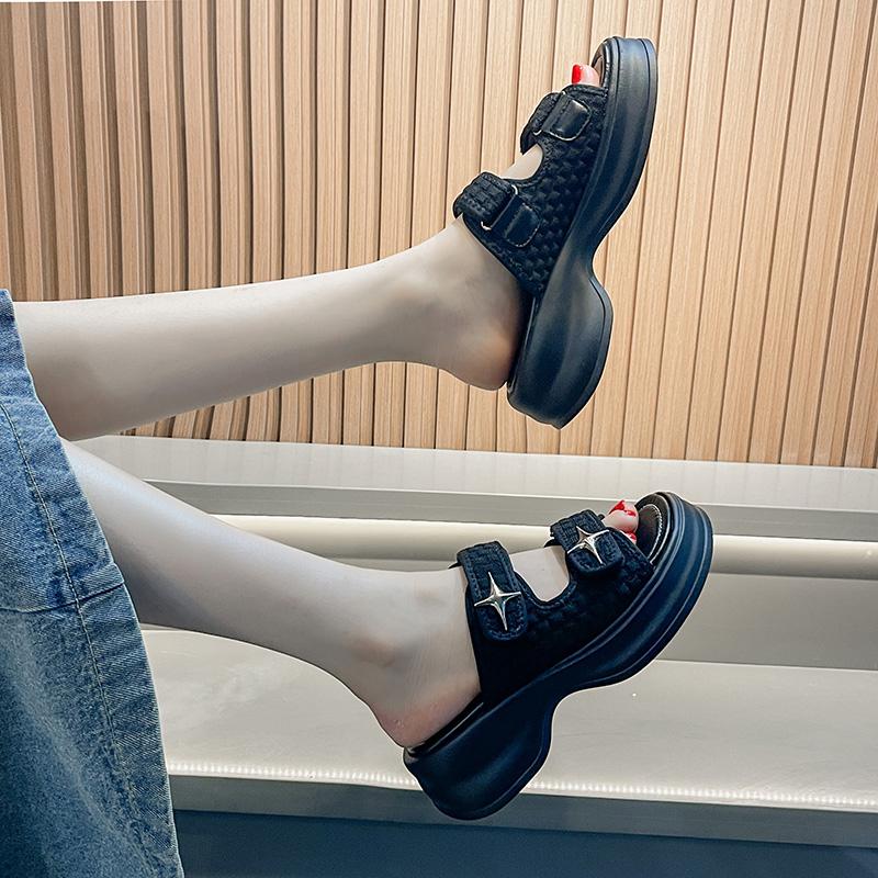 Fashion Luxury Woman Platform Sandals Ladies Elegant Medium Women's Shoes Flats Summer Sandals Women 2025 New Designer Shoes Girls