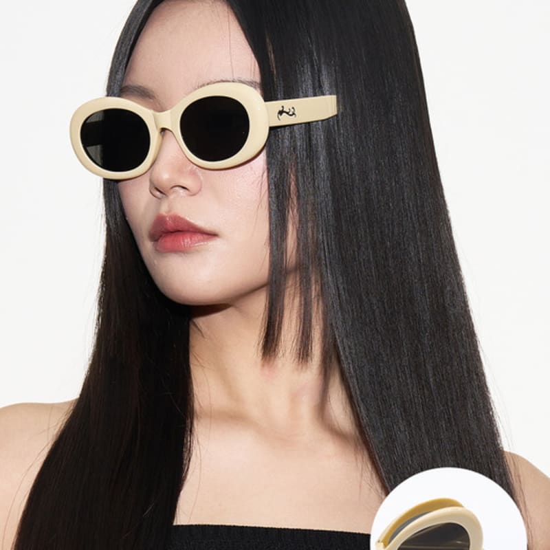 

RECLOW DUYE SUNGLASS BUTTER Not selected