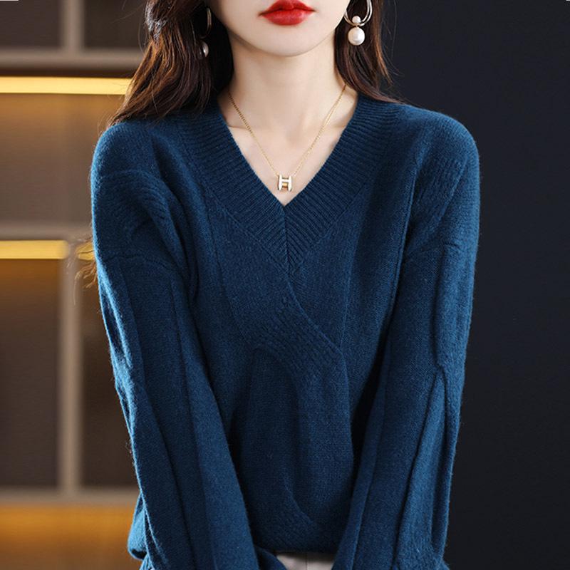 Women's V-Neck Cable Knit Cashmere Sweater - Loose, Thickened, Solid Color for Autumn/Winter