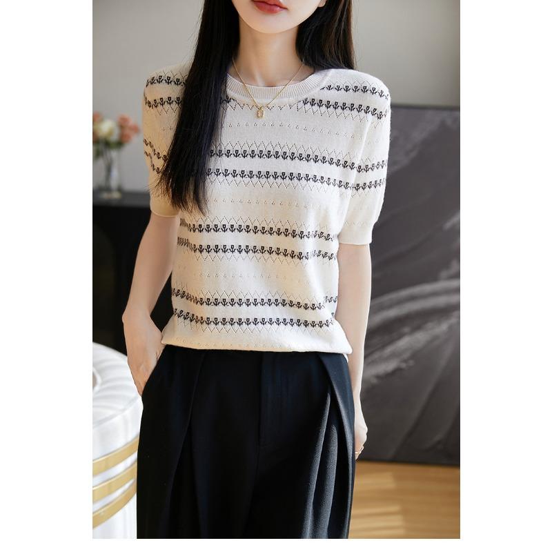 Summer New Round Neck Short-sleeved Sweater Hollow Pullover Fashion Jacquard Top