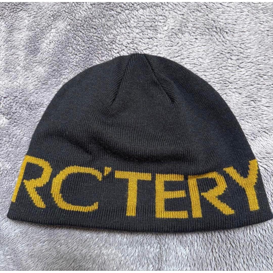 Used ARC TERYX knit hat