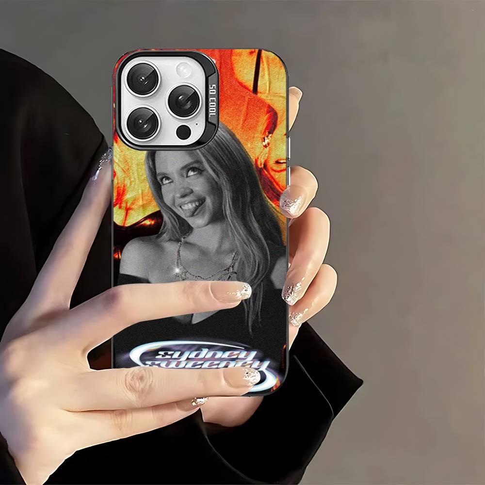 Singer Sydney S-Sweeney Phone Case For IPhone 17 16 15 14 13 12 11 Pro Max Plus Color Silver Cover