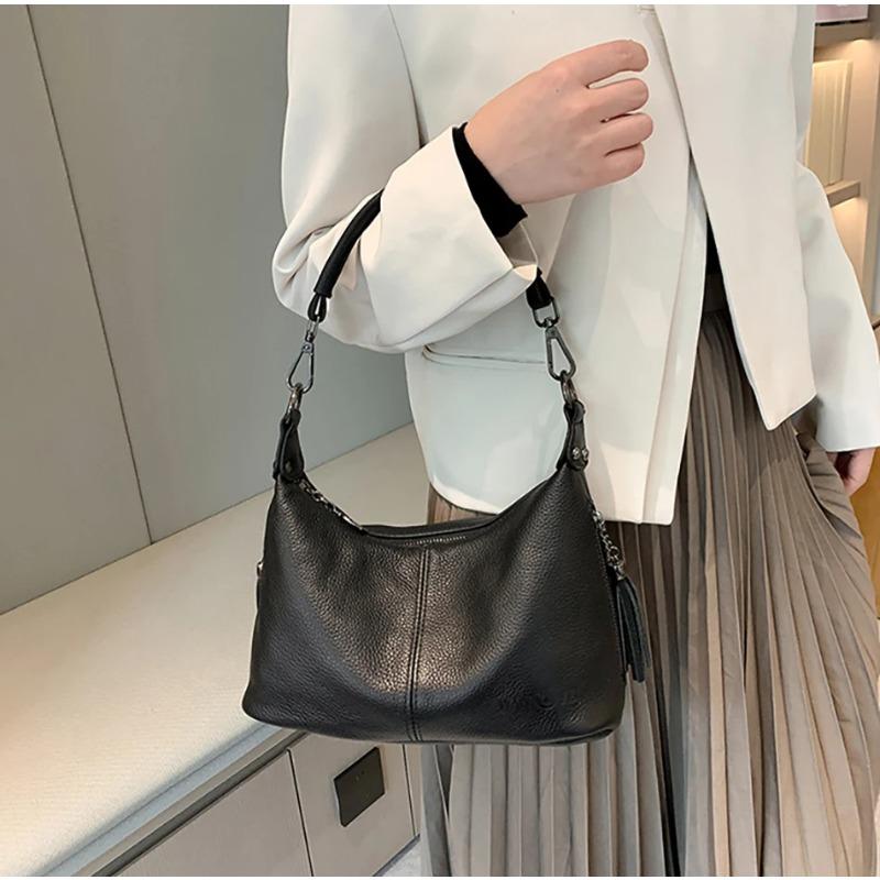 Chic Leather Hobo Bag with Detachable Strap & Tassel Versatile Large Capacity Handbag for Women Leisure Fashion Women's Shoulder Bag
