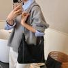 Retro Soft Leather Single Shoulder Bags for Women Trend Casual Large Capacity Commuting Messenger Bag Fashi Chains Bucket Bags