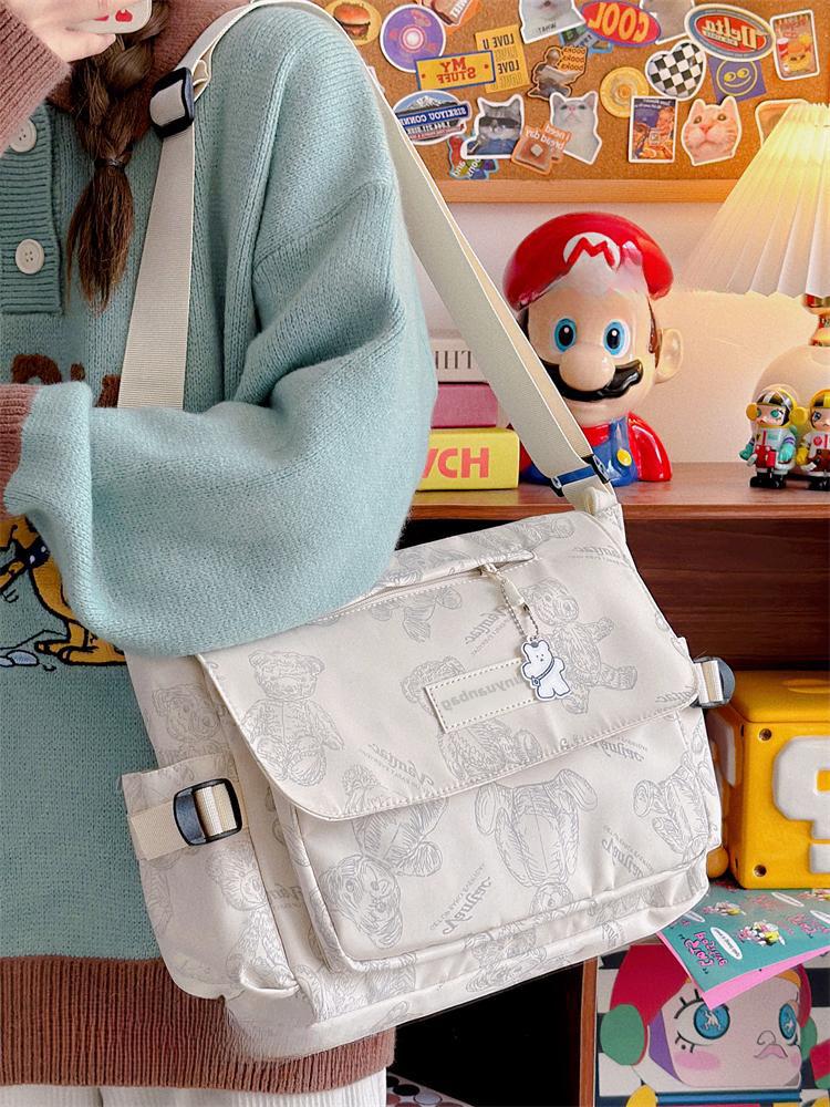 Винтажная сумка-мессенджер с мишкой женская японский стиль ins большая вместимость универсальная сумка-мессенджер мужская студенческая женская сумка-мессенджер No specification