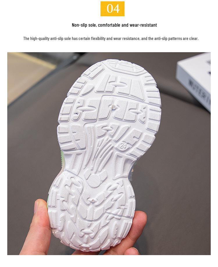 Girls' Cartoon Kuromi Light-Up Sneakers with Soft Sole (2024 Autumn)