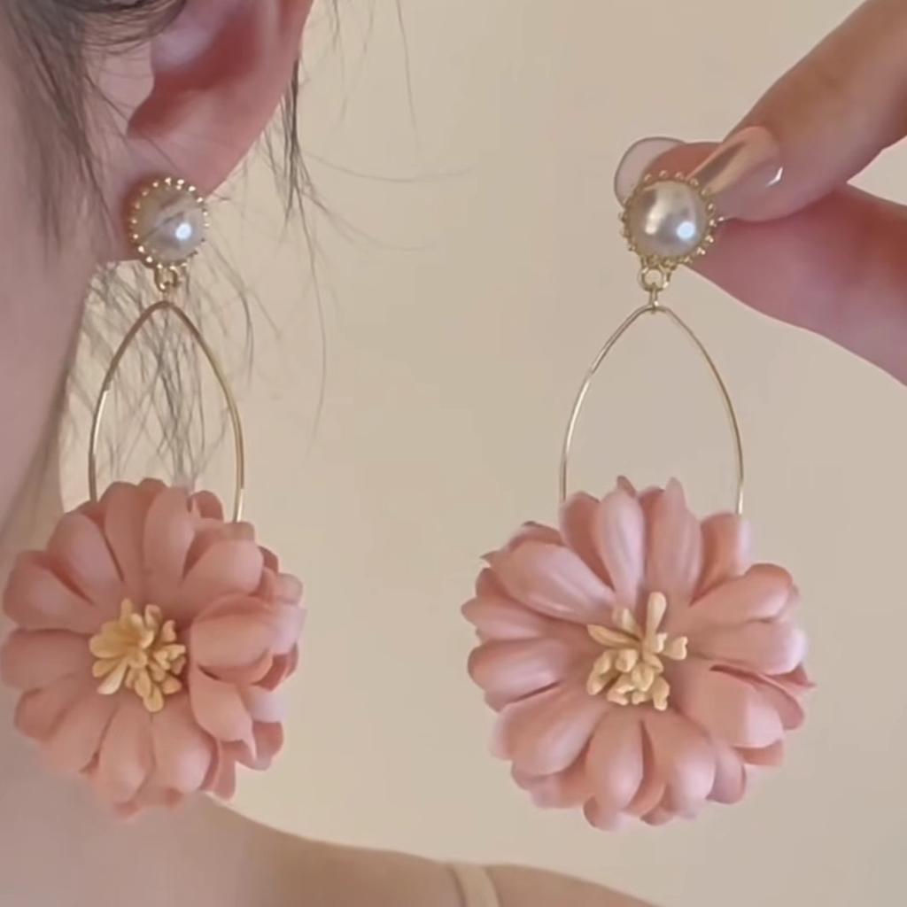 Vacation Style Dopamine Flower Earrings Women's Summer Sweet Temperament Versatile High-end Stud Earrings 925 Silver Needle Earrings