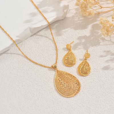 Popularny zestaw biżuterii geometryczny design w kształcie kropli wody damski długi naszyjnik kolczyki celebrytki damskie wysokie poczucie stylu