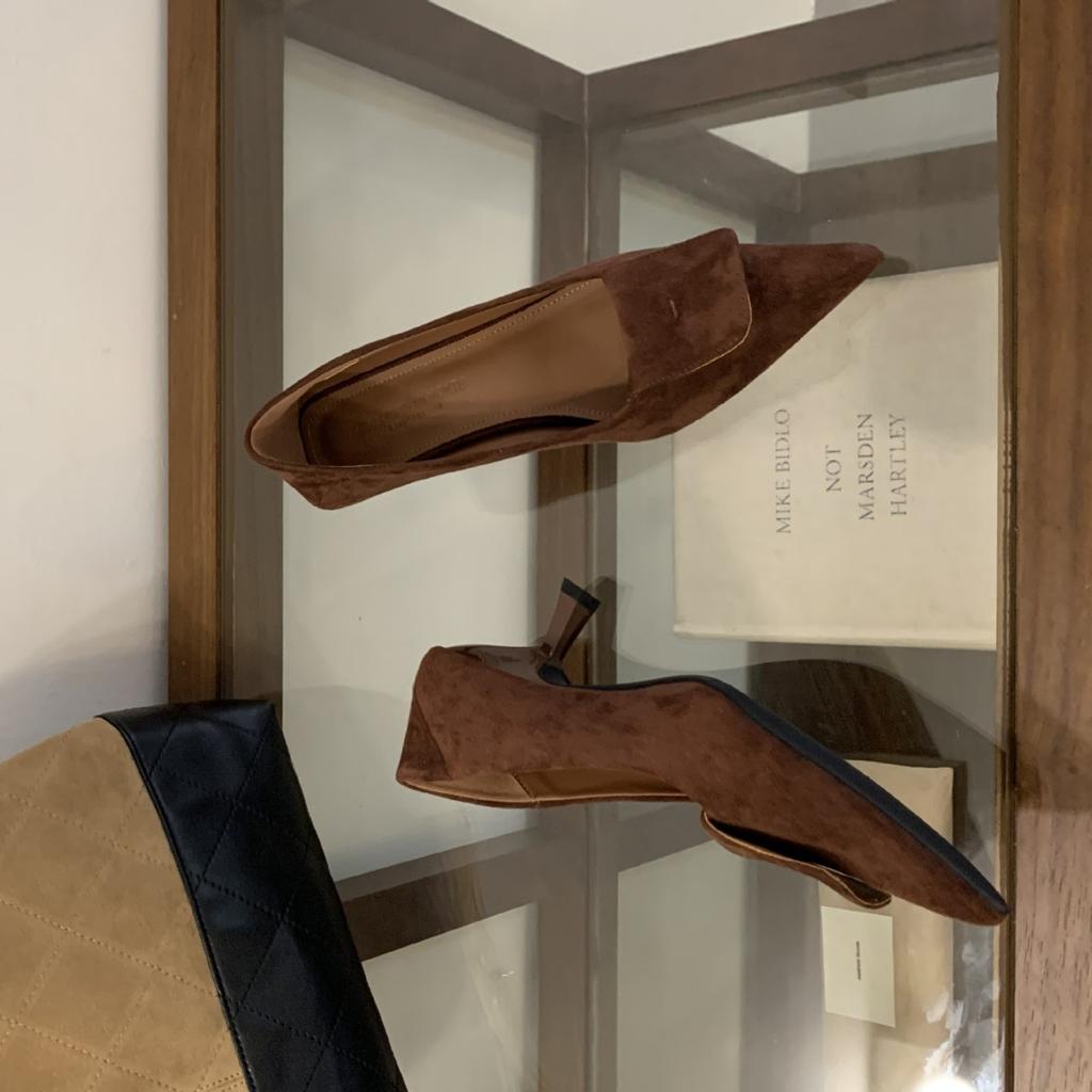 2025 Autumn Fashion Suede Light Mouth Thin High Heel Light Mouth Thin Niche Commuter Work Professional Women's Single Shoes