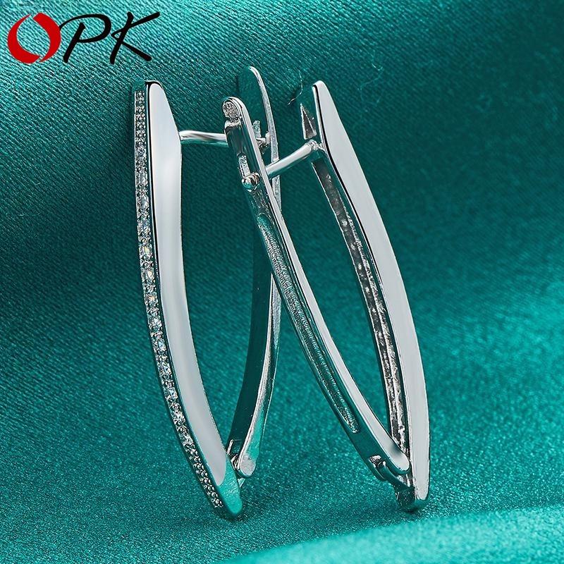 Elegante und moderne Ohrringe aus 925er Sterlingsilber mit AAA-Zirkonia