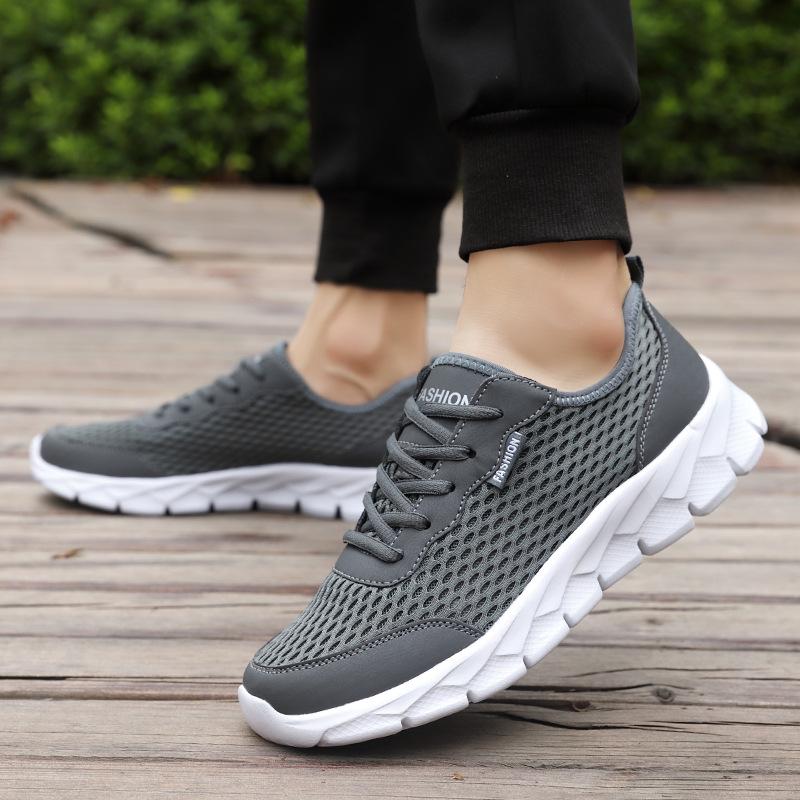 Large Size Mesh Mesh Casual Sports Shoes Breathable Soft-soled Running Shoes Lightweight Men's Shoes