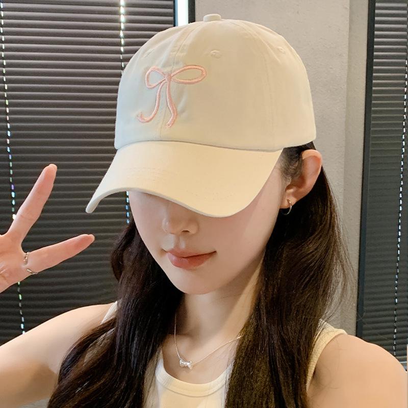 Women's & Men's Large Brim Duckbill Baseball Cap - Korean Letter 'R' Design, 2024 Spring/Autumn Fashion, Slimming and Small Face Effect.