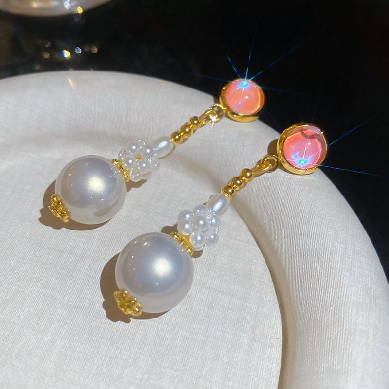Pearlescent Jade~ Silver Needle Resin Pearl Stud Earrings Gentle Medieval Temperament Earrings Light Luxury Advanced Earrings Women