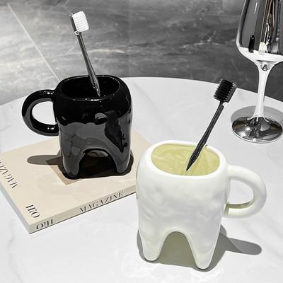 Kreative zahnförmige Keramiktasse für Zuhause, lustige Paare, die ihre Zähne putzen, Tasse, moderne Badezimmerdekoration, Zubehör, Tasse, 320 ml