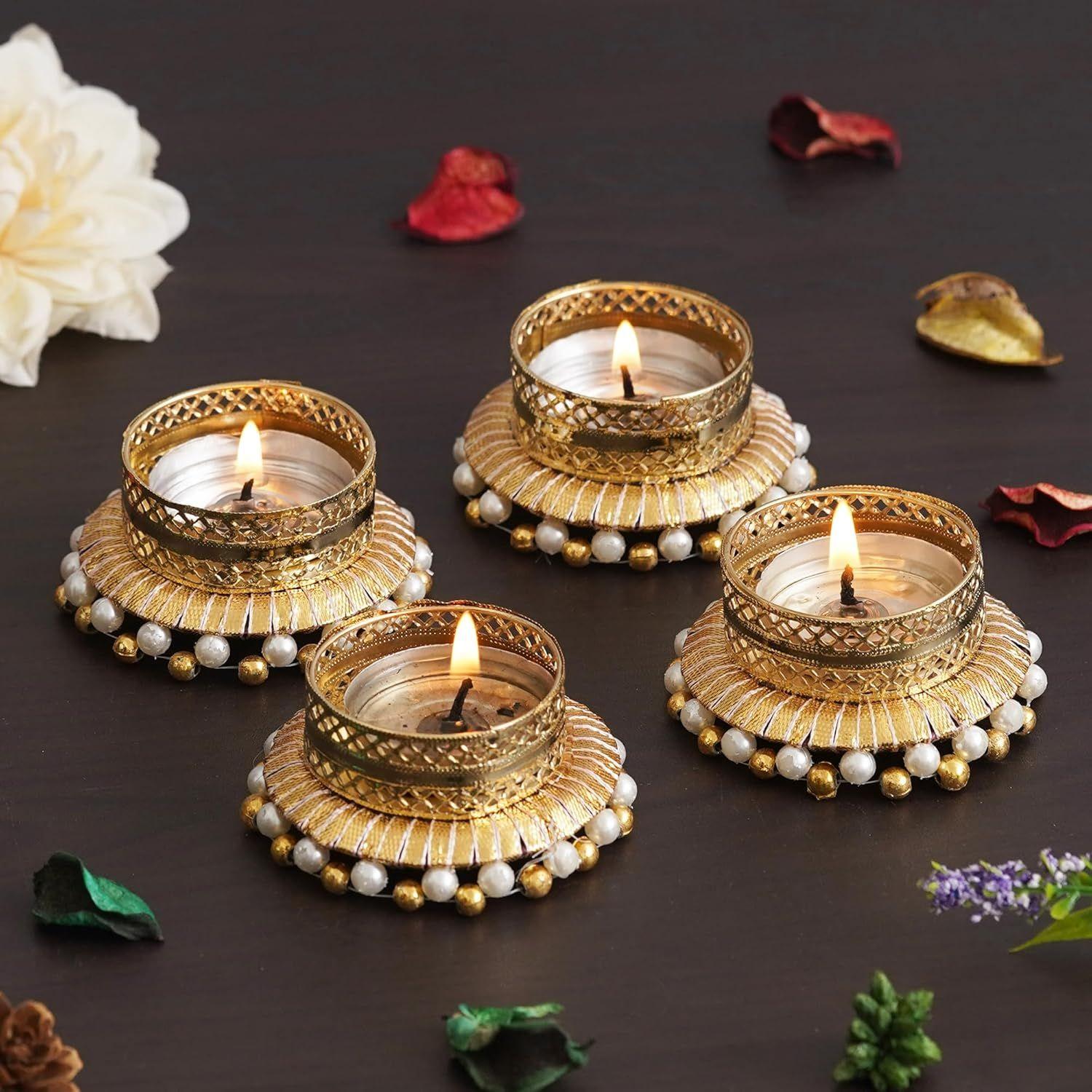 

Набор из 4 золотистых и белых круглых декоративных подсвечников с бусинами для украшения дома на Дивали, Рождество, новоселье