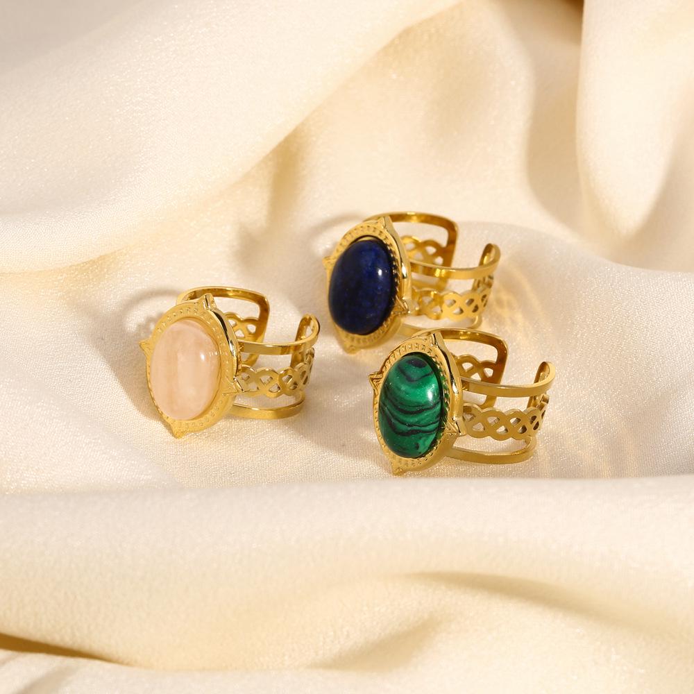 Bracelet Baroque Rétro en Or 18K et Perle d'Eau Douce - Style Européen et Américain Élégant en Acier Titane de Luxe Léger