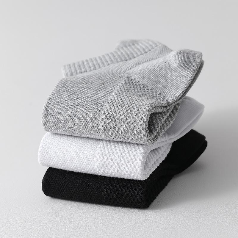 Men's Summer Thin Pure Color Simple Sweat Absorbing Breathable Ear Lifting Mesh Low Top Socks