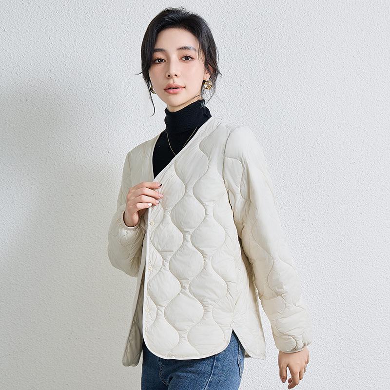 Women's Cotton V-Neck Jacket: Warm, Long-Sleeve Base Layer for Autumn/Winter, Socialite Style, Versatile Outerwear.