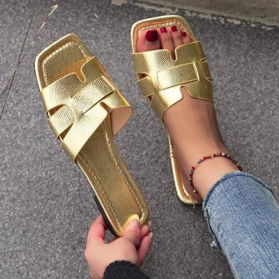 Große Größe neue Damen Hausschuhe flache Sohle eckige Spitze Leder Spleiß Hausschuhe Damen Sandalen