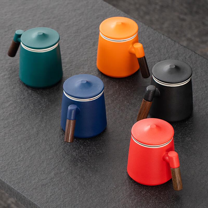 Chaxun Japanese Ceramic Tea Set with USB & Bookmark