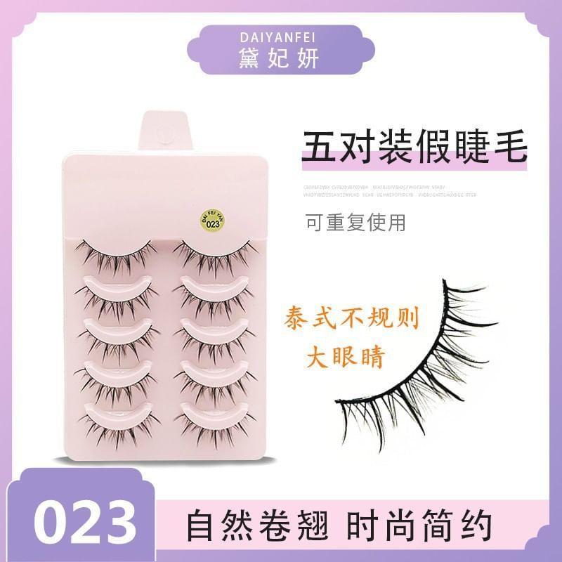 Lashie - Falsche Wimpern (Verschiedene Designs)