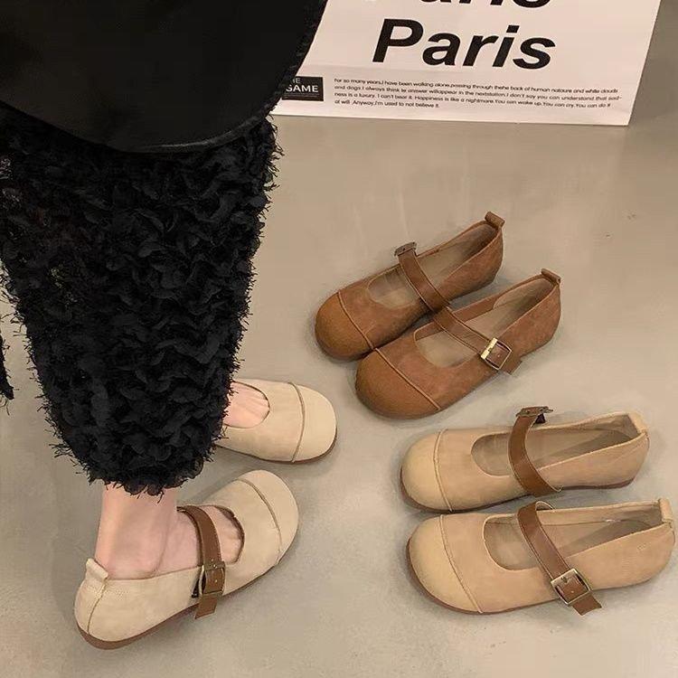 

2025 New Spring Women s Retro French Mary Jane Leather Flats - Soft Sole 35 брудно-білий