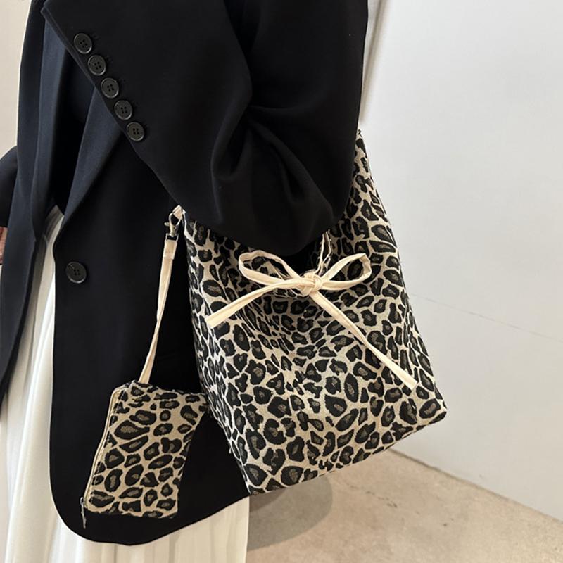 Korean Double Sided Leopard Print Bucket Shoulder Bag , Stylish Leopard Print Handbag for Women, Fashion Bow Large Capacity Crossbody Bag