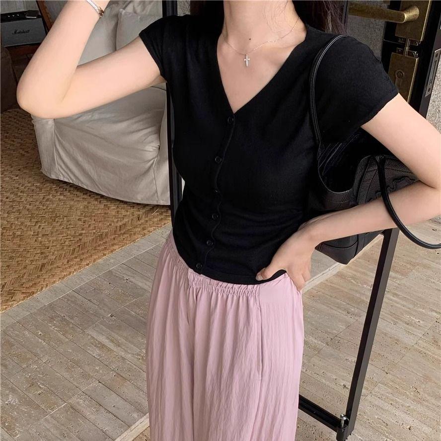 

Vintage Hong Kong V-Neck Cap Sleeve Knit Cardigan - Women s Slim Fit Summer Top M чорний