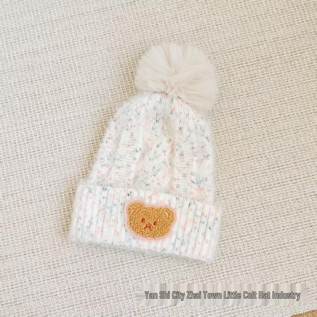 Cozy Autumn/Winter Knit Beanie for Boys and Girls – Cute Pom-Pom Bear Design