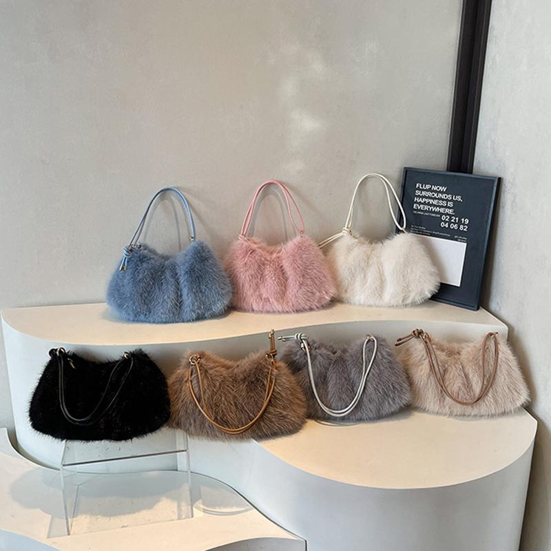 Women's Large Capacity Shoulder Bag Solid Color Plush Imitation Fur Handbag For Autumn And Winter Fashion