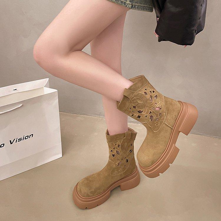 [Ushilai] Retro Western Cowboy Boots Women's New Hollow Breathable Fashion Martin Boots in Summer 2025