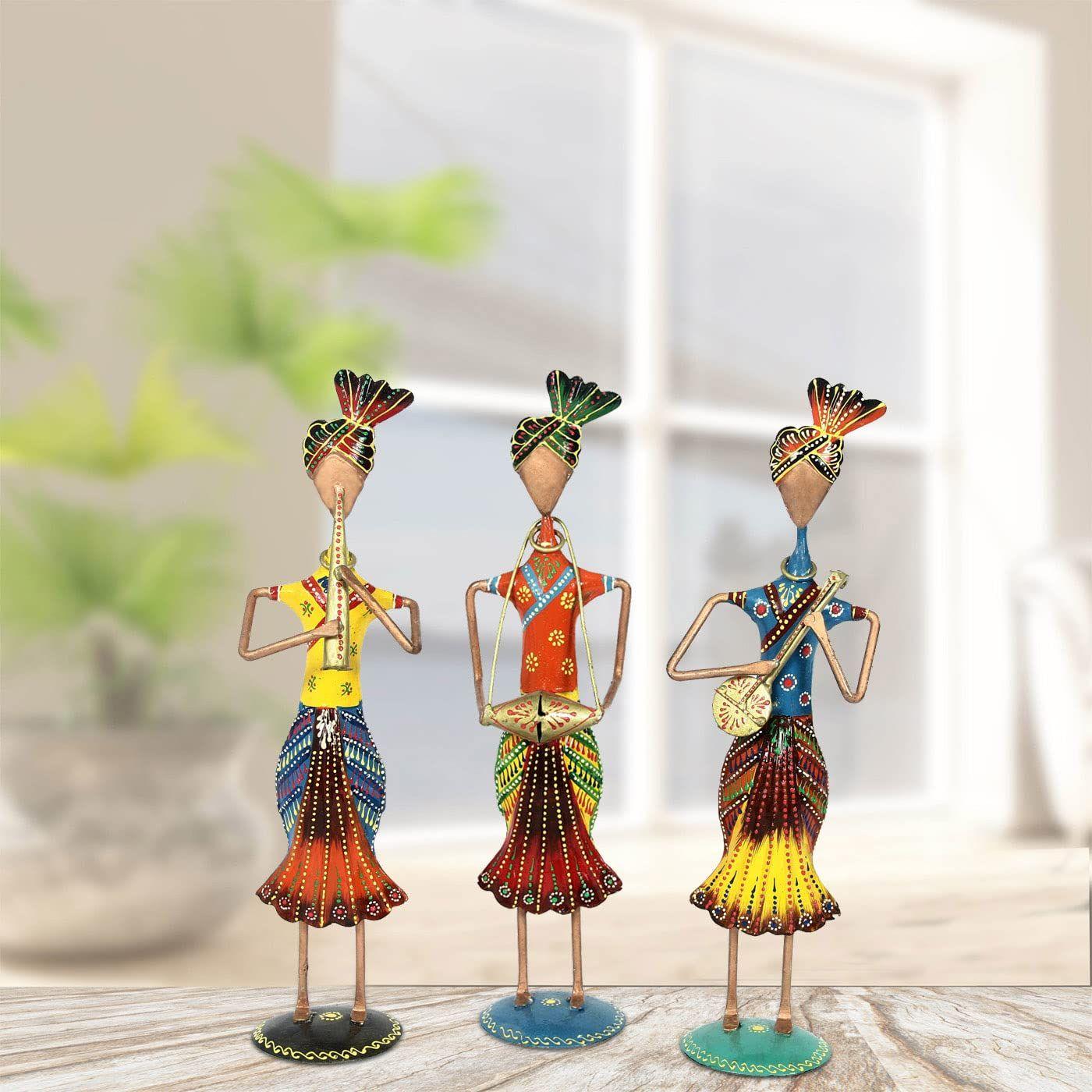 

Iron Showpiece Figurine Multicolour 4 x 3 x 13.25 inch Set of 3 Pc