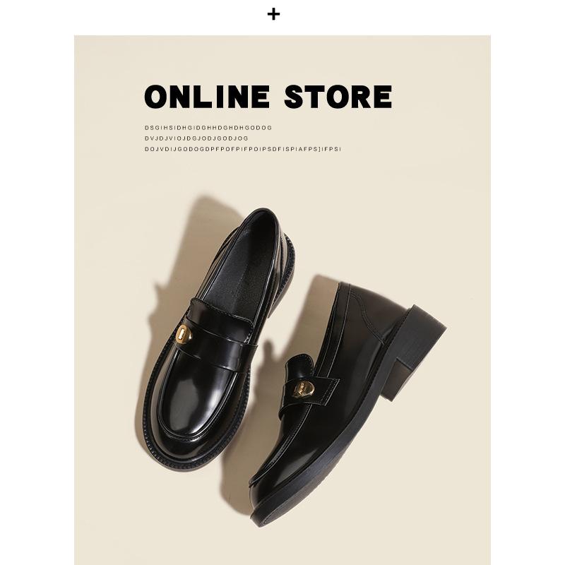 Herbst und Winter neue vielseitige runde Spitze goldene Schnalle ein Pedal dicker Absatz Loafu kleine Lederschuhe Damen einzeln kleine Größe 32