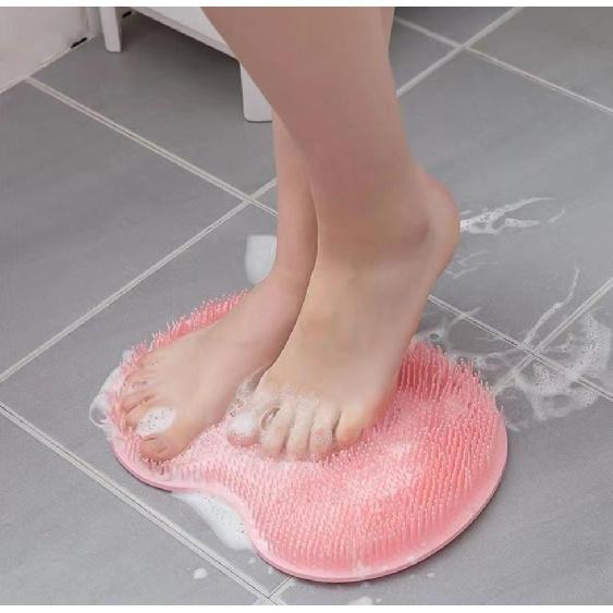 Multifunctional Non-Slip Bath Mat with Foot & Back Scrubbing, Dead Skin Removal, and Large Suction CupsMakeup