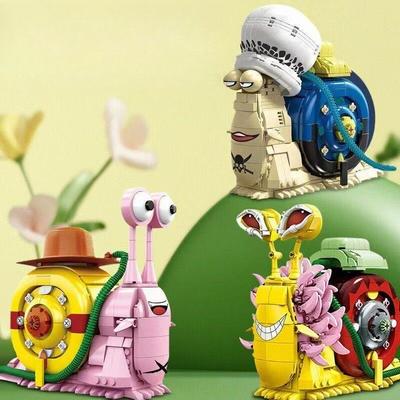 MOC Snail Insect Model Building Block Phone Bug Series Bricks Set Classic Anime Character Toys For Kids Gifts Desk Home Decor