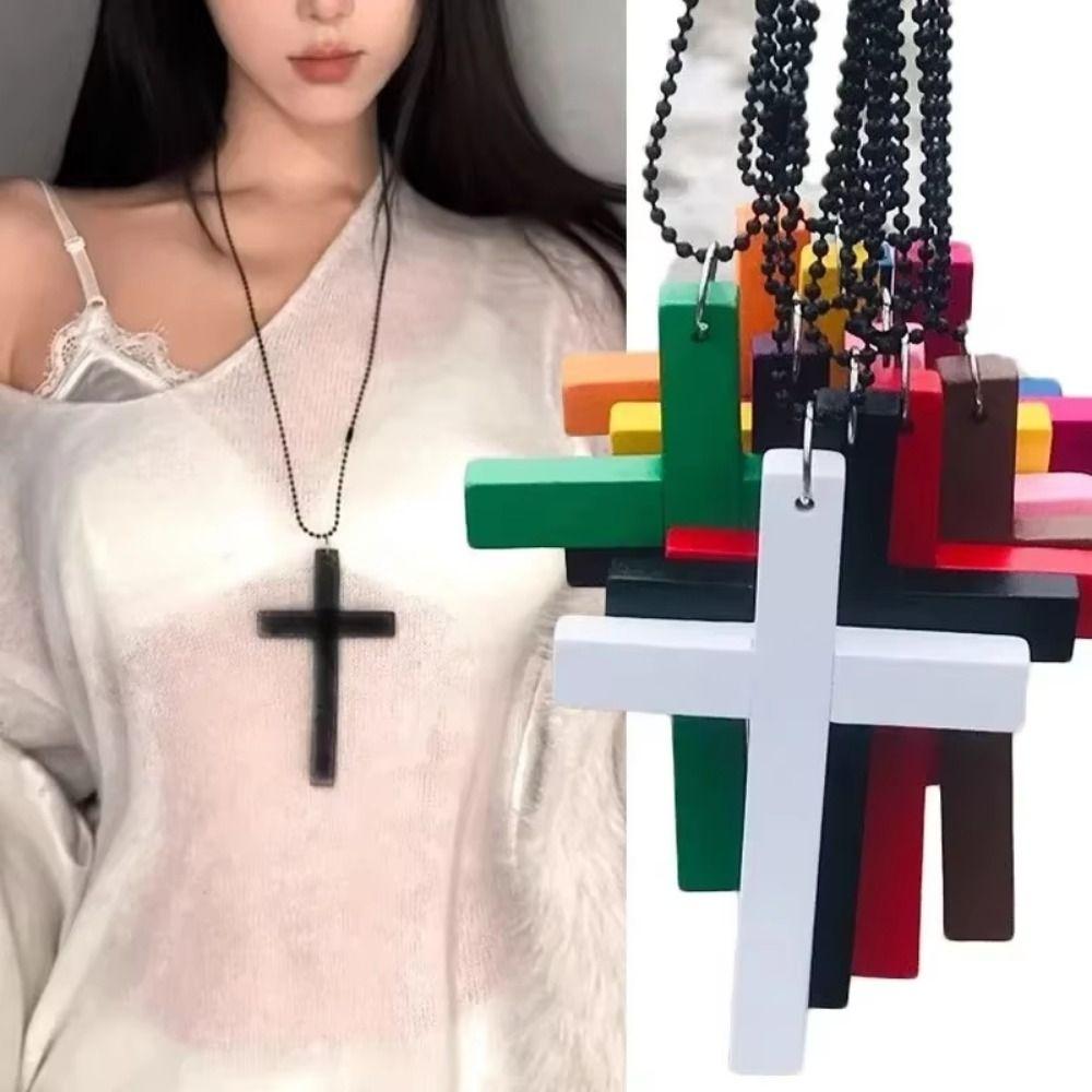 Choker Y2k Punk Gothic Necklace White Black Cross Necklace Wood Cross Pendant  Halloween