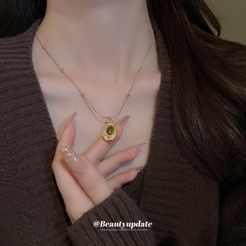 Retro Tiger Eye & Pearl Clavicle Necklace - Autumn/Winter Y2K Style